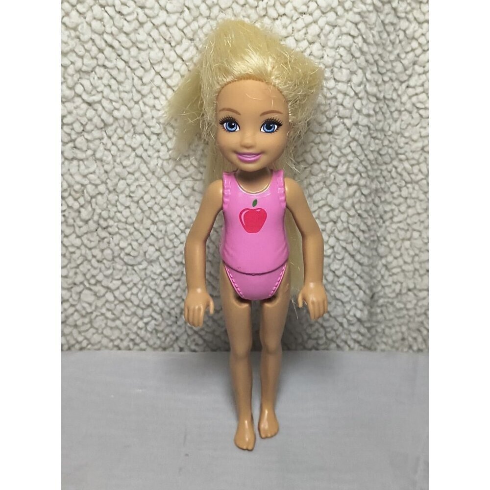 2016 Baby Chelsea Barbie Mattel Doll Pink Apple Shirt Suit Outfit
